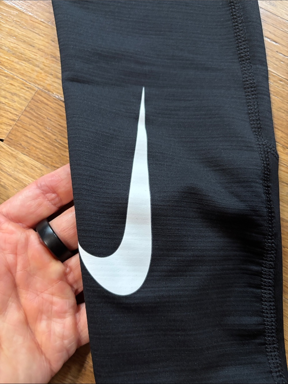 Nike Black Pro 3/4 length base layer Leggings with White Swoosh - Picture 2 of 7